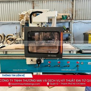 may-cnc-exitech-1-cum-khoan-1-dau-cat-thay-dao-tu-dong-ban-ra-vao-phoi-may-in-tem-e4-1224d