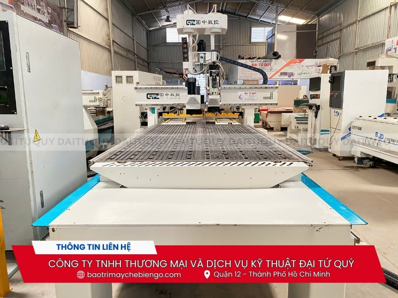 may_cnc_1_cum_khoan_1_dau_cat_thay_dao_tu_dong_gz