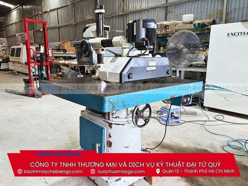 Máy tupi 1 trục tải nặng TS-142 kết hợp máy đưa phôi 4 bánh đã qua sử dụng
